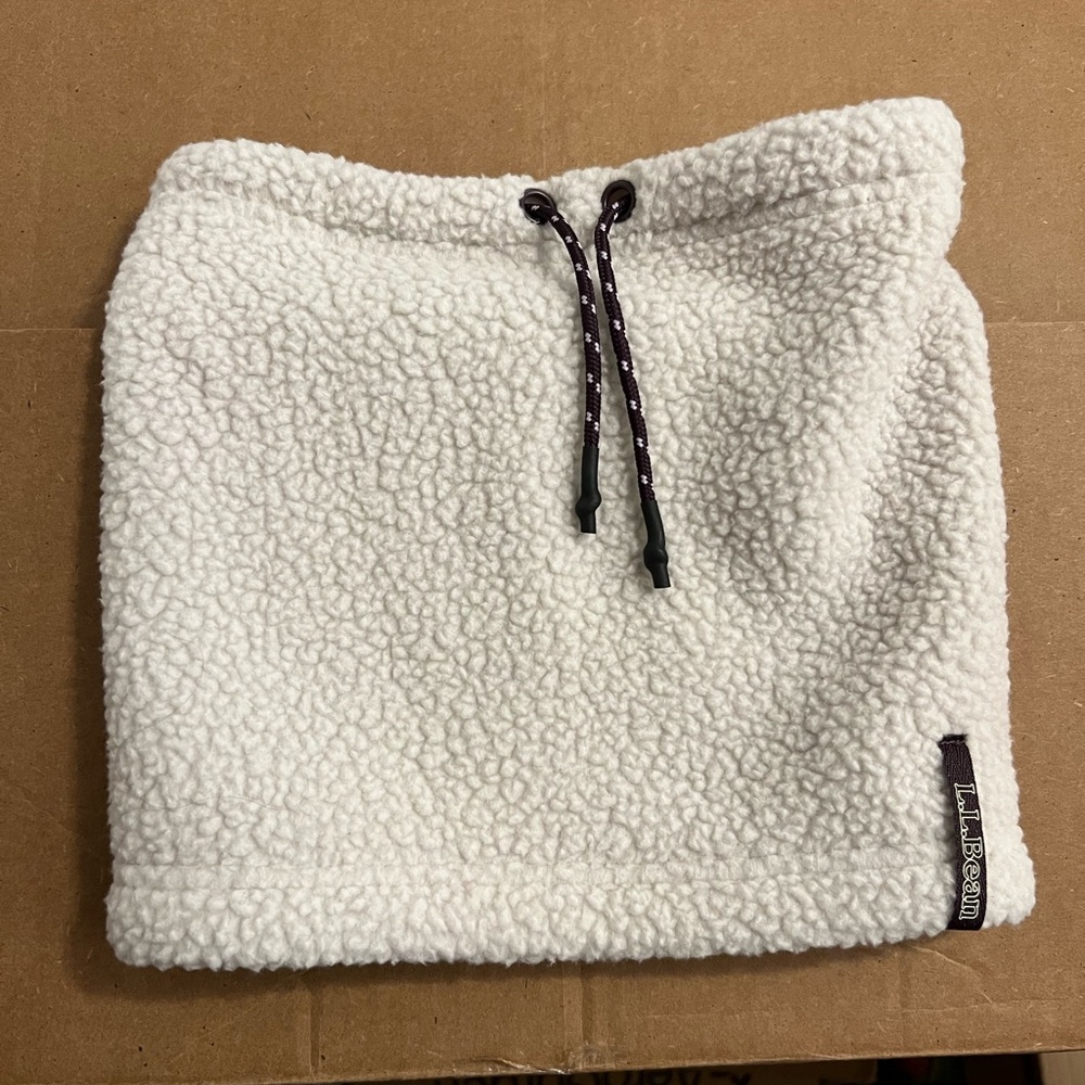 L.L. Bean Cream Fleece Neck Gaiter